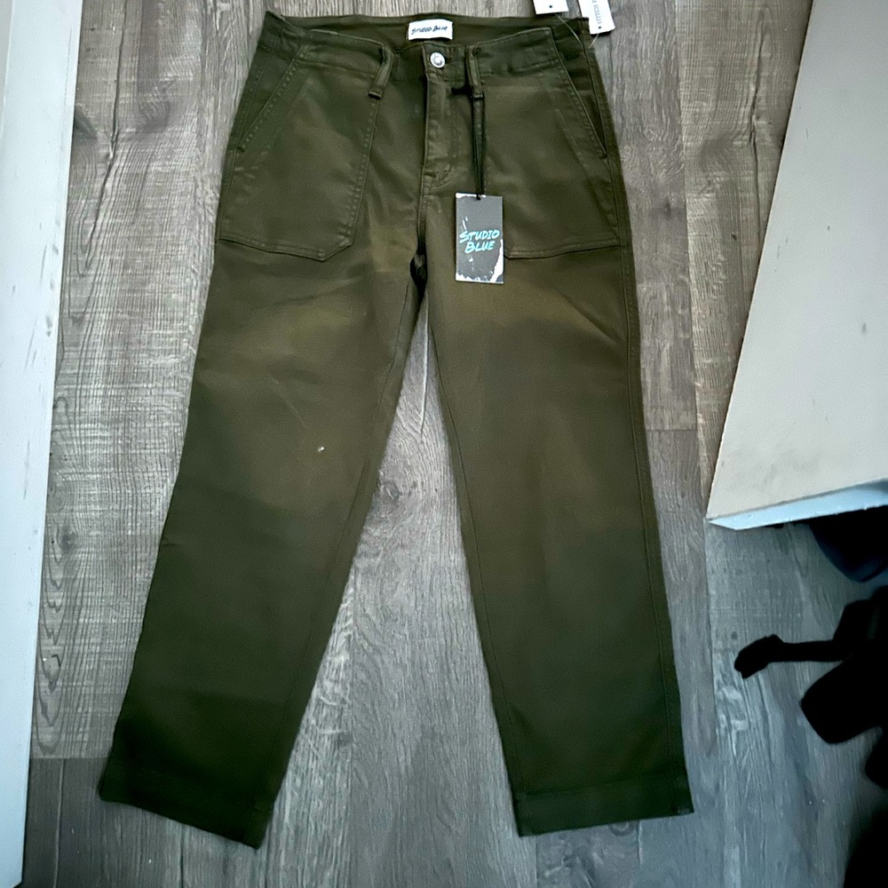 Pants new! Stretch! Green!